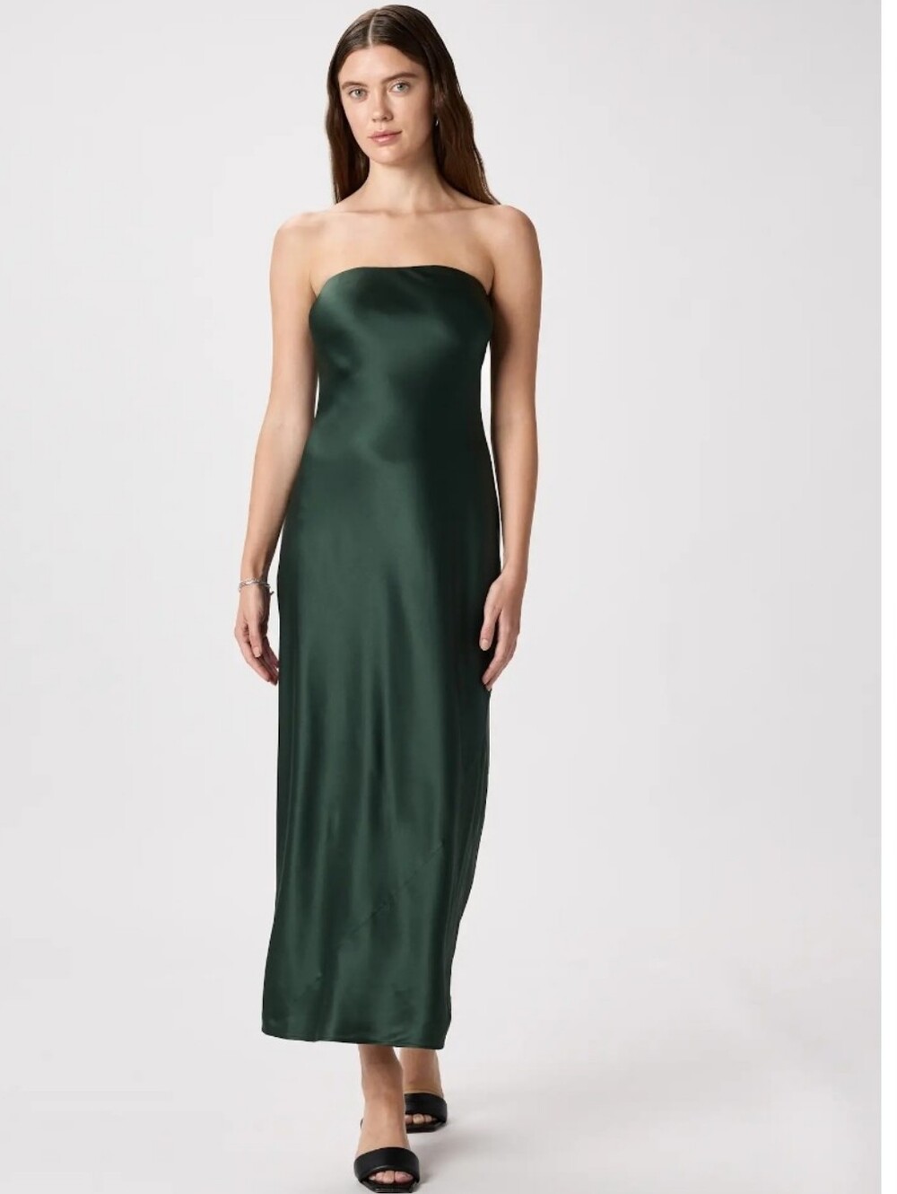 @ Quince Mulberry Washable Silk Size M Strapless Midi Dress. Forest Green